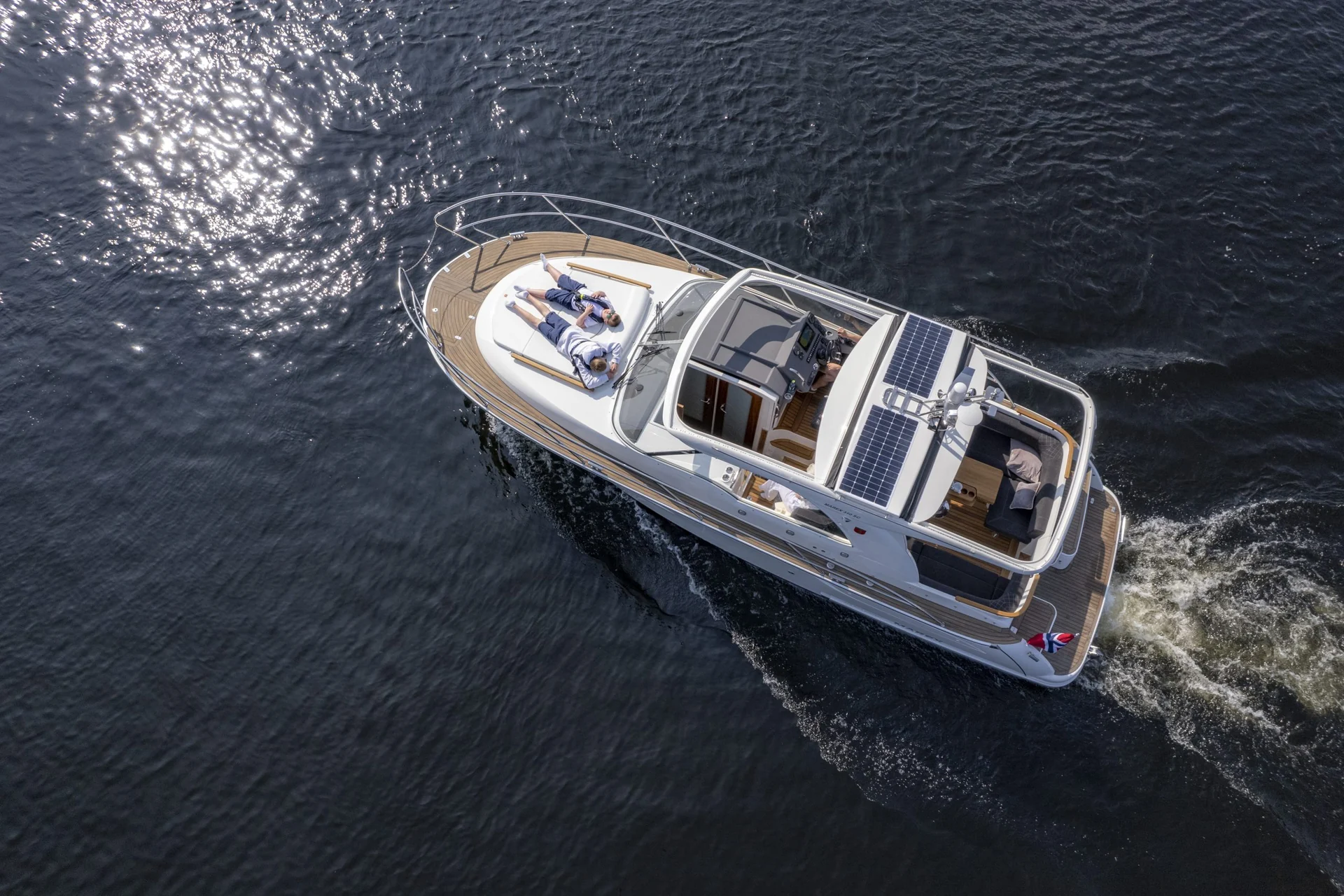 MAREX 310 Sun Cruiser exterior and deck photograph 20