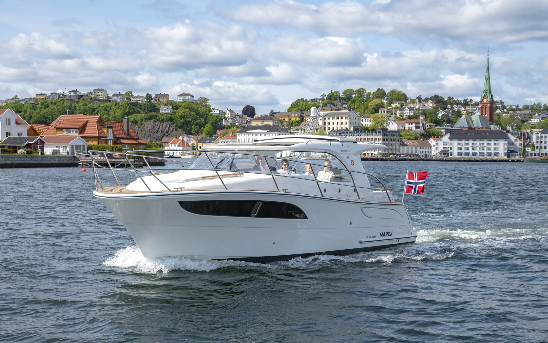 MAREX 310 Sun Cruiser exterior and deck photograph 26