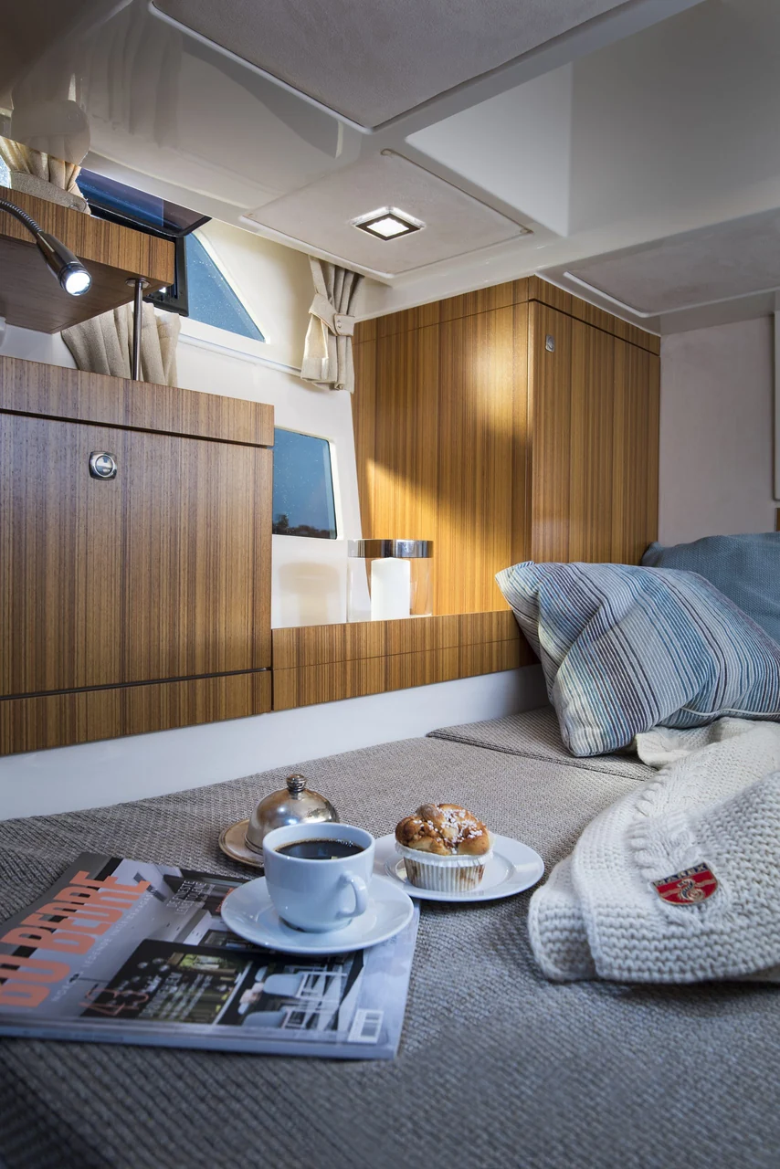 MAREX 310 Sun Cruiser cabin and interior photograph 46