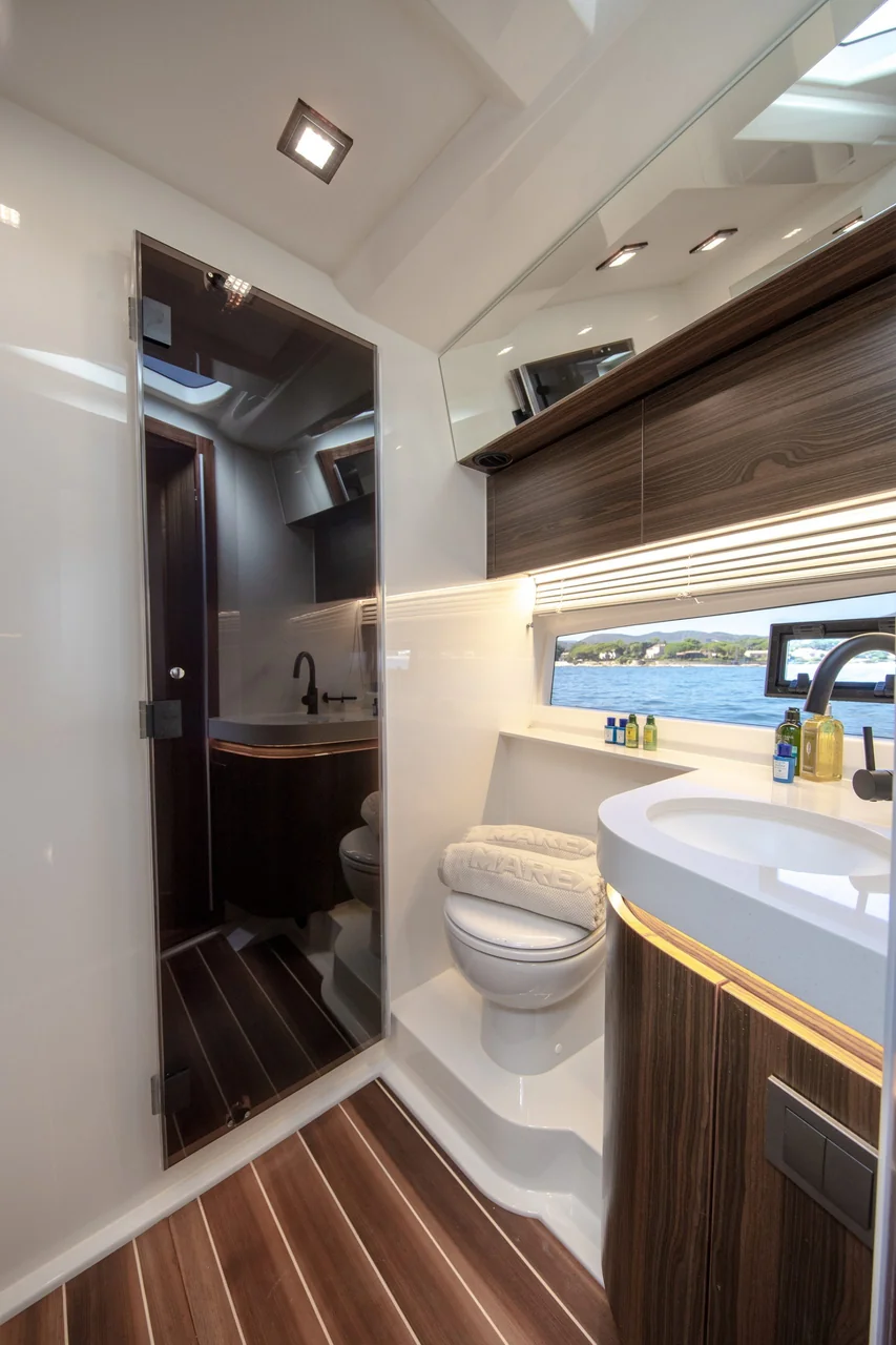 MAREX 440 Gourmet Cruiser interior photograph 39