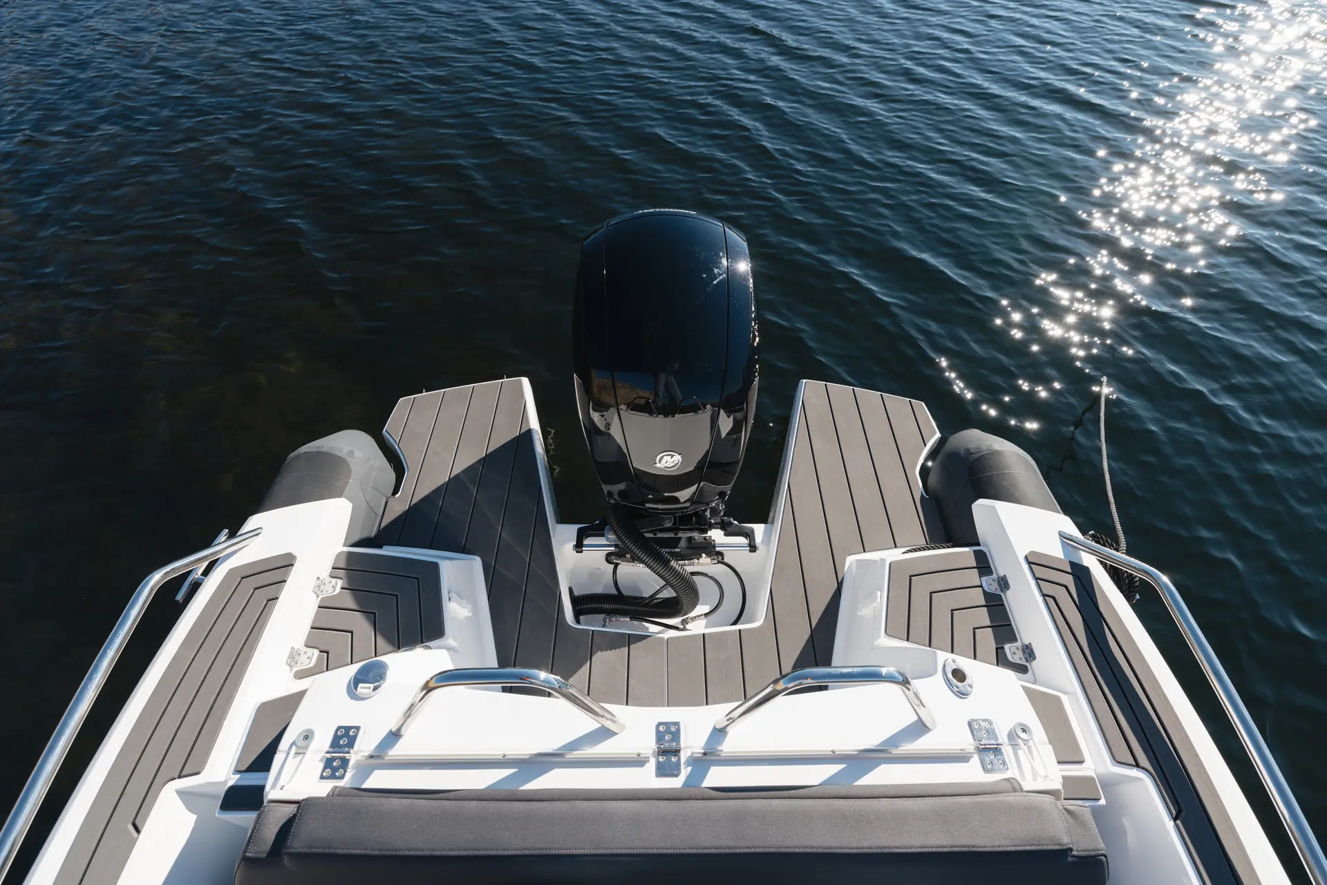 Nordkapp Airborne 6.3 exterior performance and deck image 6