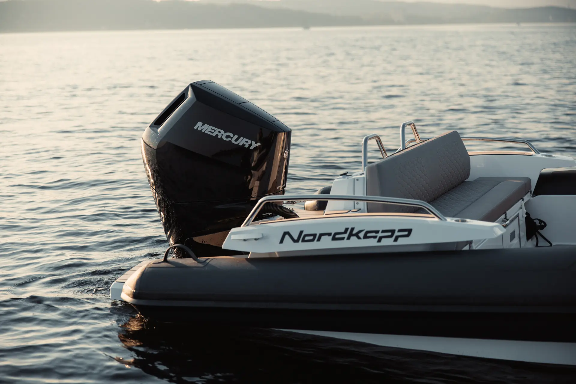 Nordkapp Airborne 8 exterior performance and deck image 17