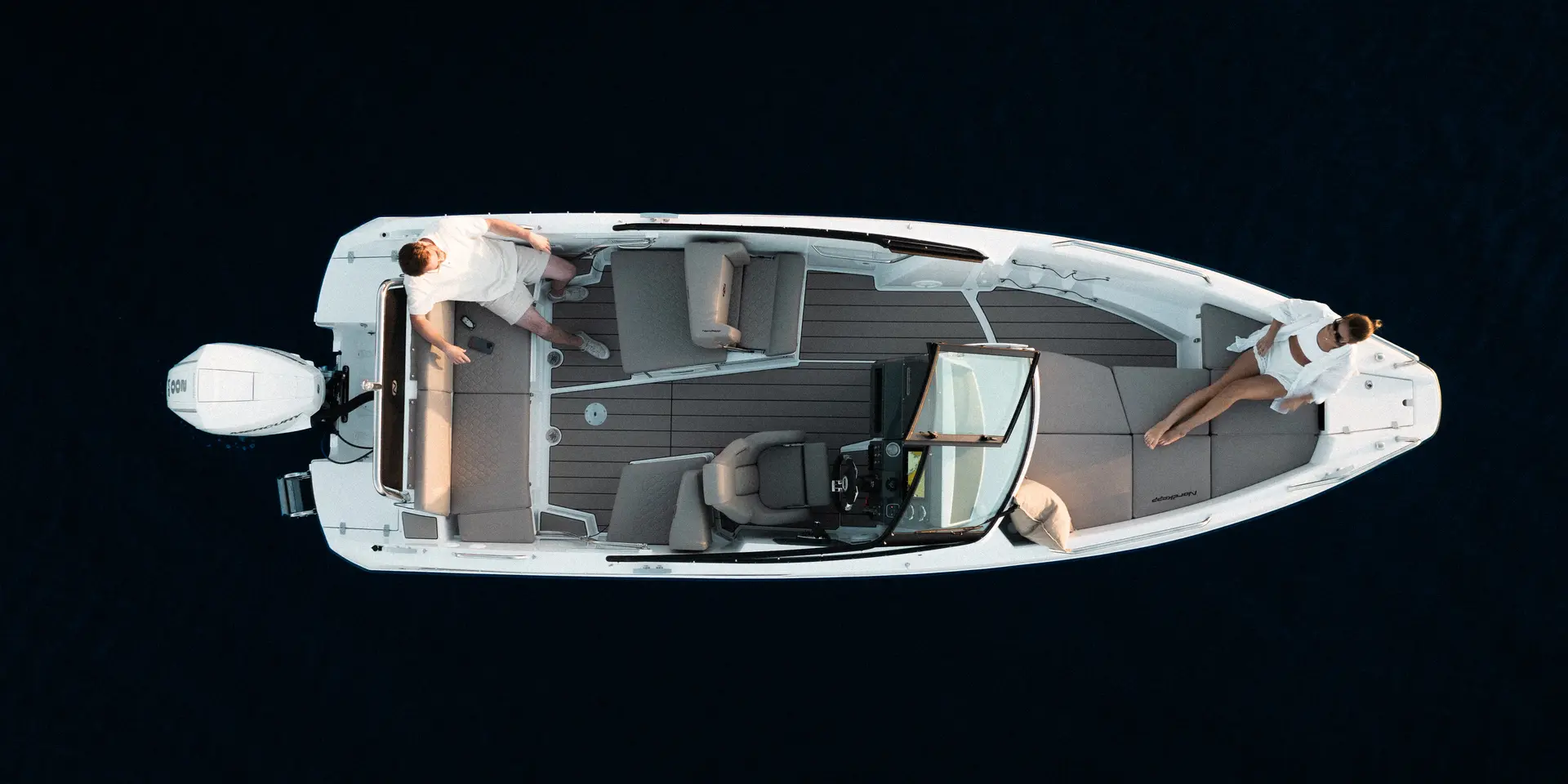 Nordkapp Avant 705 exterior performance and deck image 16