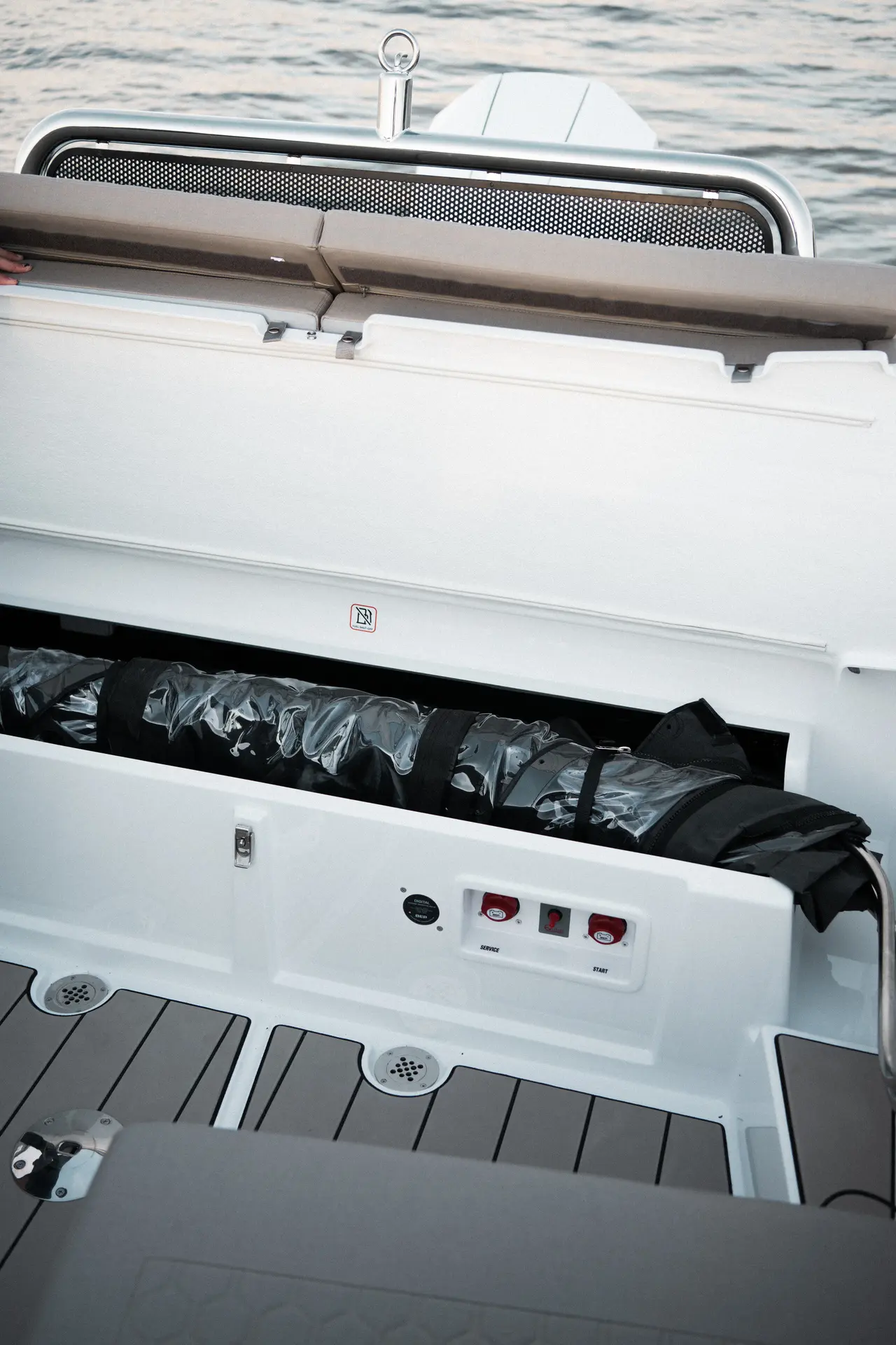 Nordkapp Avant 705 exterior performance and deck image 20