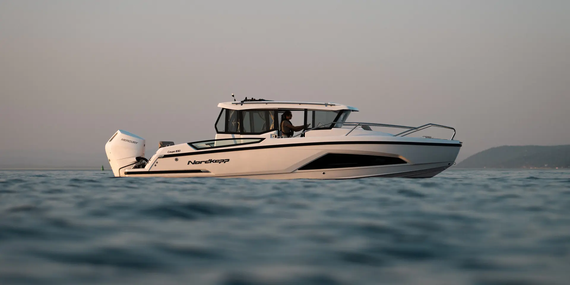 Coupe 830 superior construction