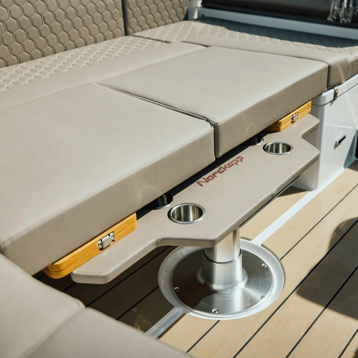 Nordkapp Noblesse 830 exterior performance and deck image 35