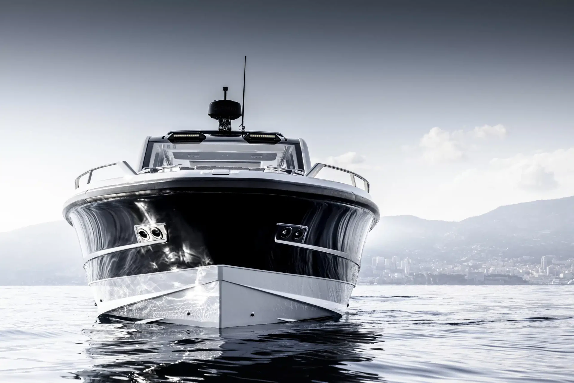WINDY SR40 exterior 2