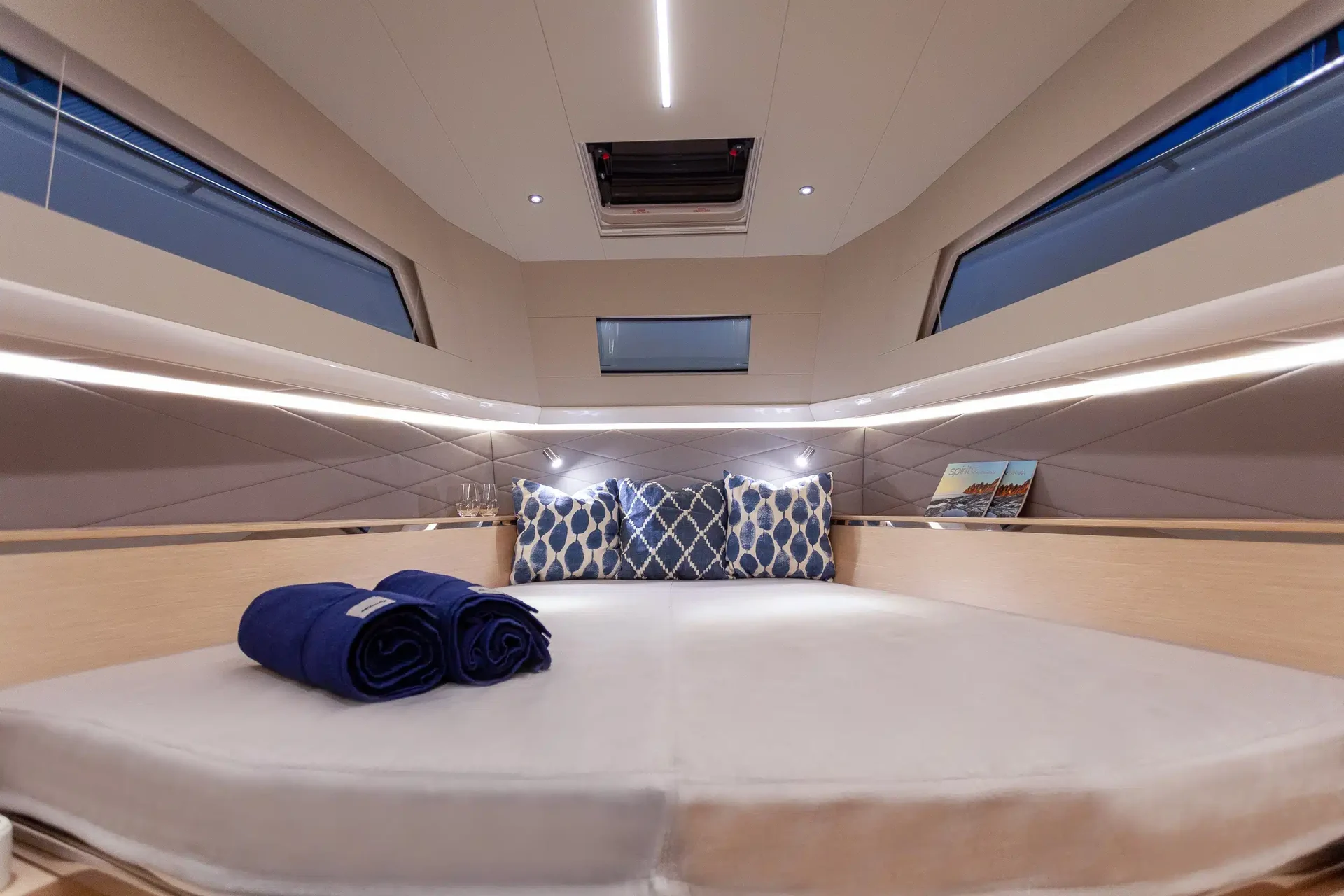 Calm private cabin